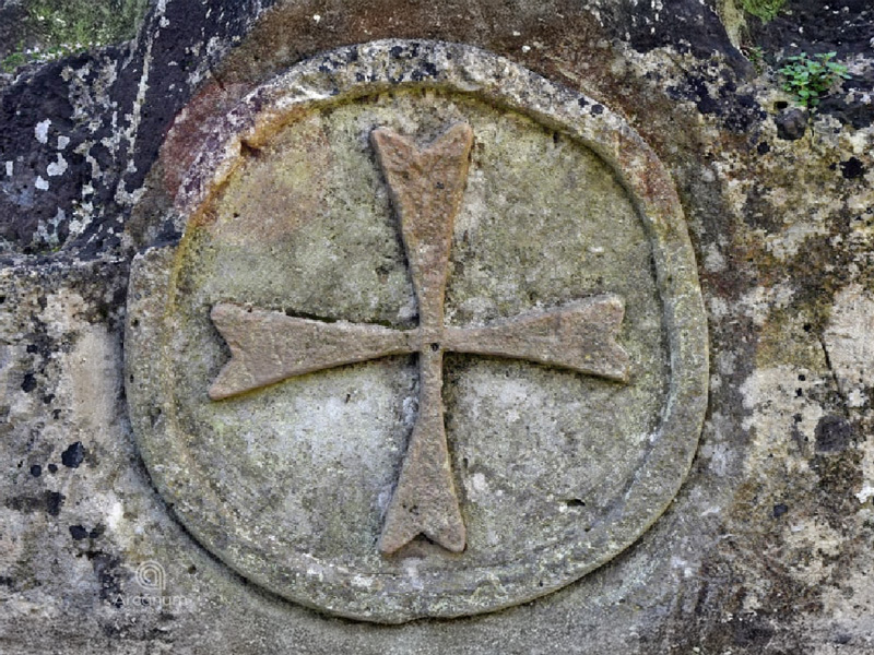 Notre visite guid&eacute;e du Paris des Templiers vous conduira dans la capitale, sur les traces de L&rsquo;Ordre des chevaliers de la milice du Temple, cr&eacute;&eacute;e en 1118 afin de prot&eacute;ger les p&egrave;lerins chr&eacute;tiens sur le chemin de J&eacute;rusalem. visite guid&eacute;e insolite de Paris