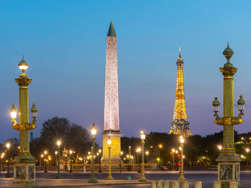 L'ob&eacute;lisque de Louxor place de la Concorde Paris, capteur solaire &eacute;gyptien sur l'axe historique