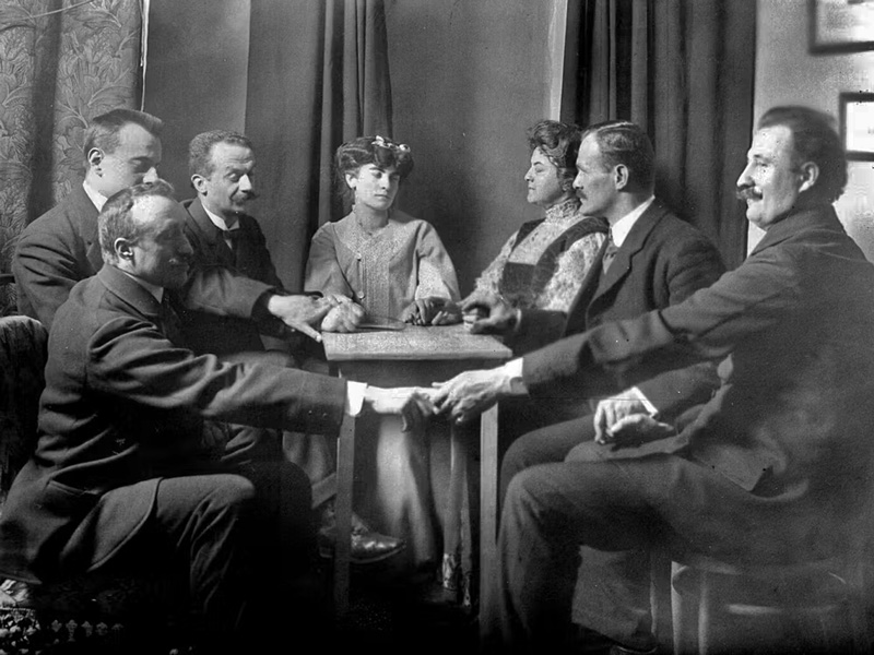 le spiritisme et les spirites occultes a paris avec Alan Kardec
