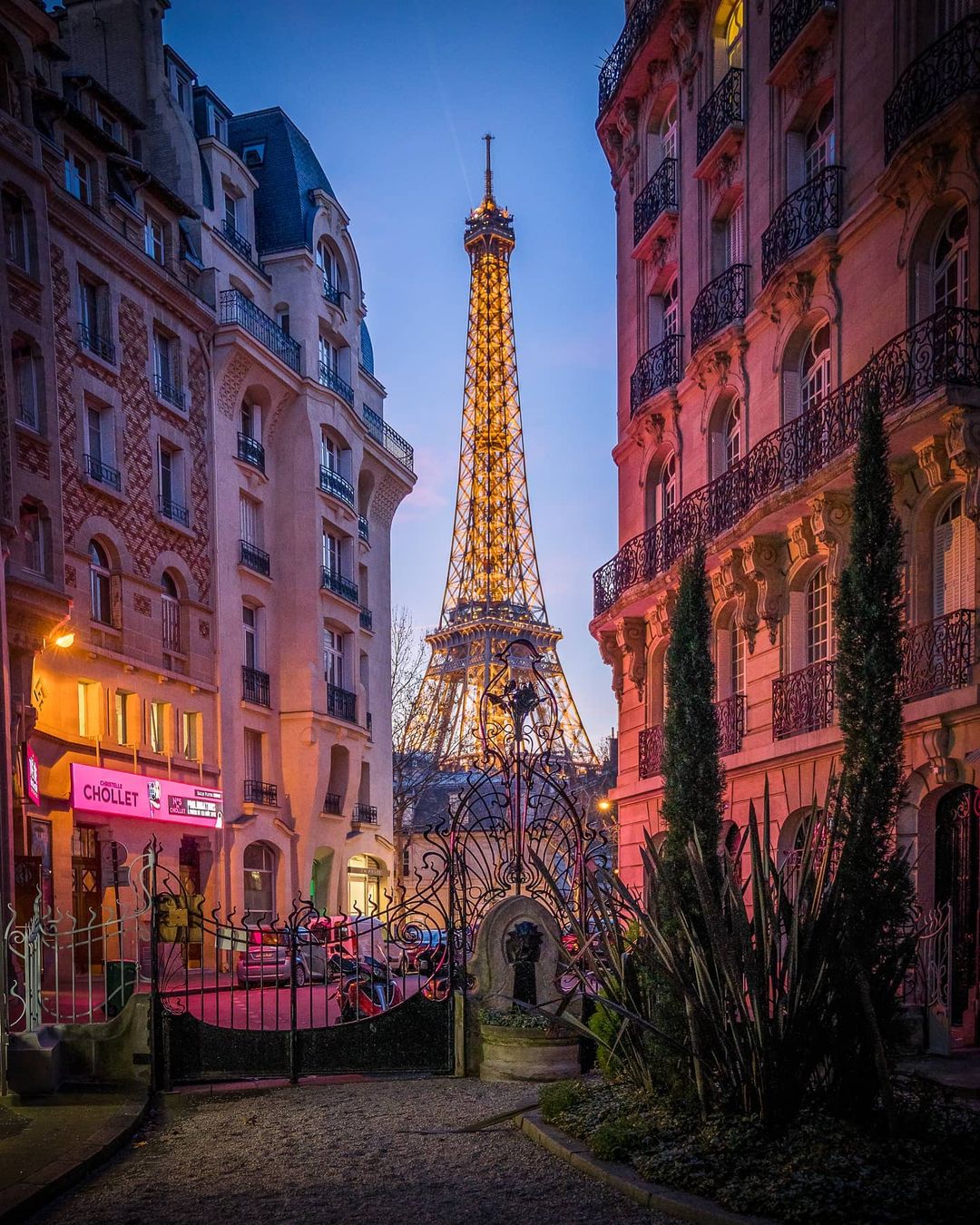 Perspective magnifique sur la Tour Eiffel