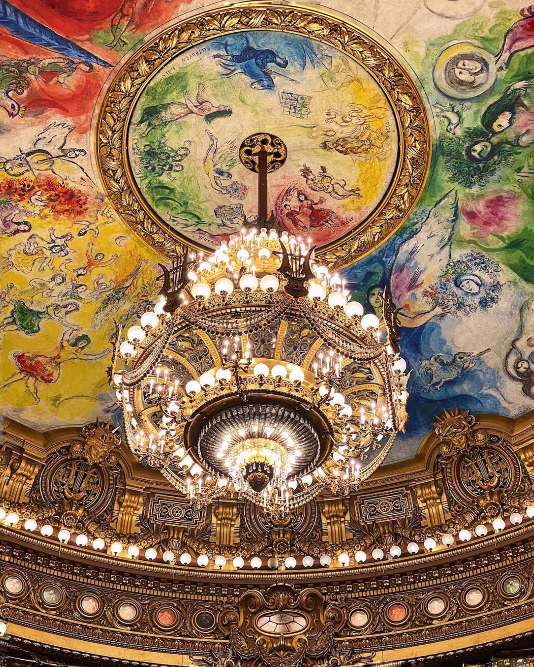 Le grand lustre de l'Opéra Garnier