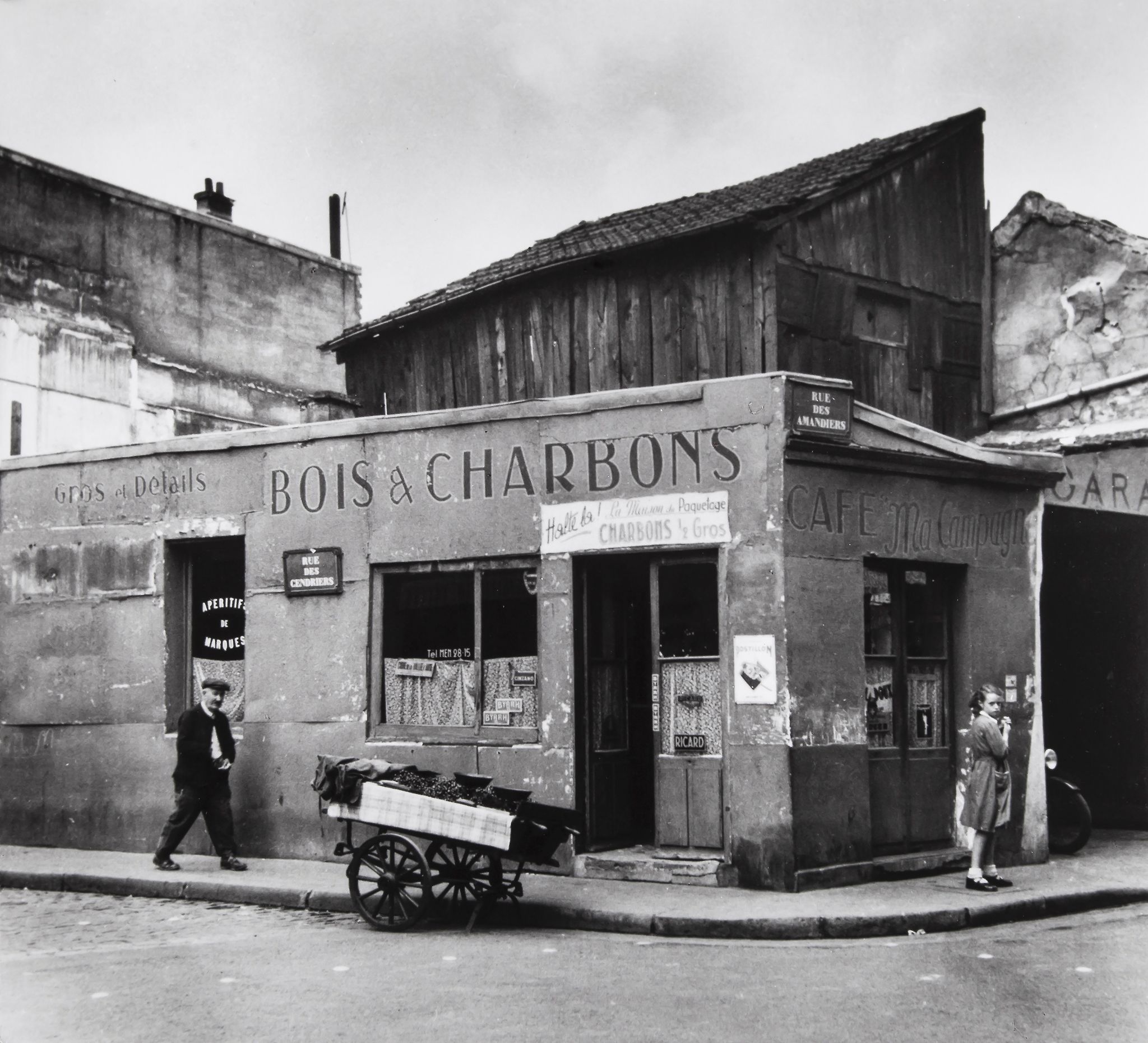 Café "Ma Campagne", à l'angle de la rue des Cendriers et de la rue des Amandiers