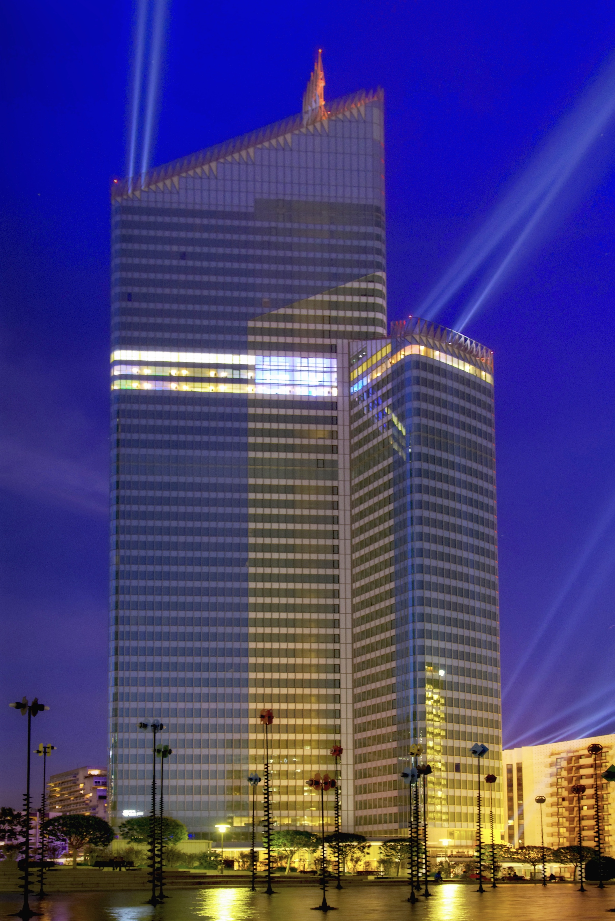 Le secret de la tour first dans le quartier de la défense